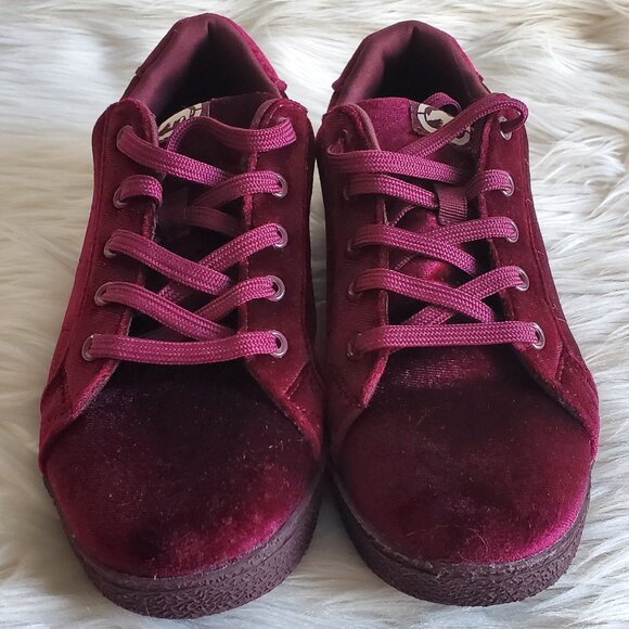 Marc Ecko Unlimited Girl's Wine Red Lace Up Velour Sneaker SZ 4 - Picture 7 of 10